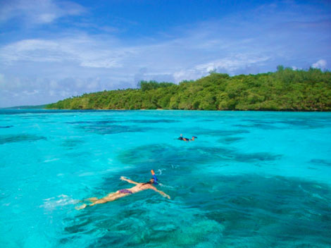 Mafana Island Beach snorkeling trips