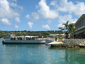 Shipping of cargo, freight and passengers in Vava�u Island Group